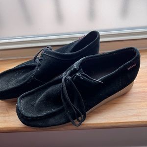 Clarks Wallabee Women's Black Suede Leather Loafers - Size 10